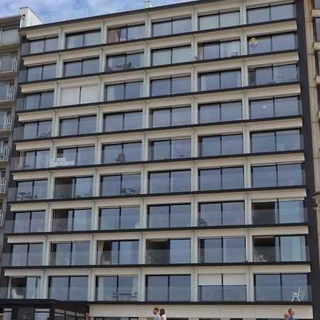 Studio 405 Op Zeedijk Met Frontaal Zeezicht 4De Verdiep Middelkerke Ngoại thất bức ảnh