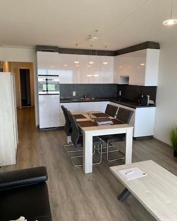 Studio 405 Op Zeedijk Met Frontaal Zeezicht 4De Verdiep Middelkerke Ngoại thất bức ảnh